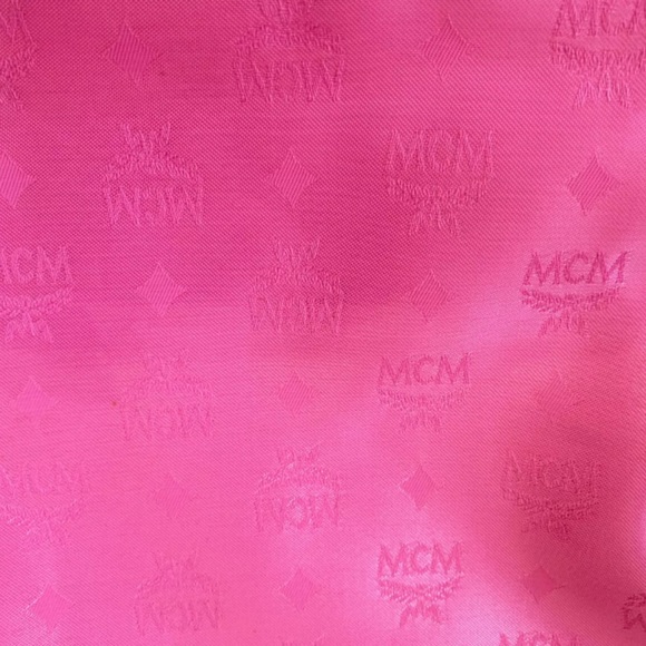 MCM Coated Canvas Patent Leather Shopper Tote Bag - Picture 3 of 7